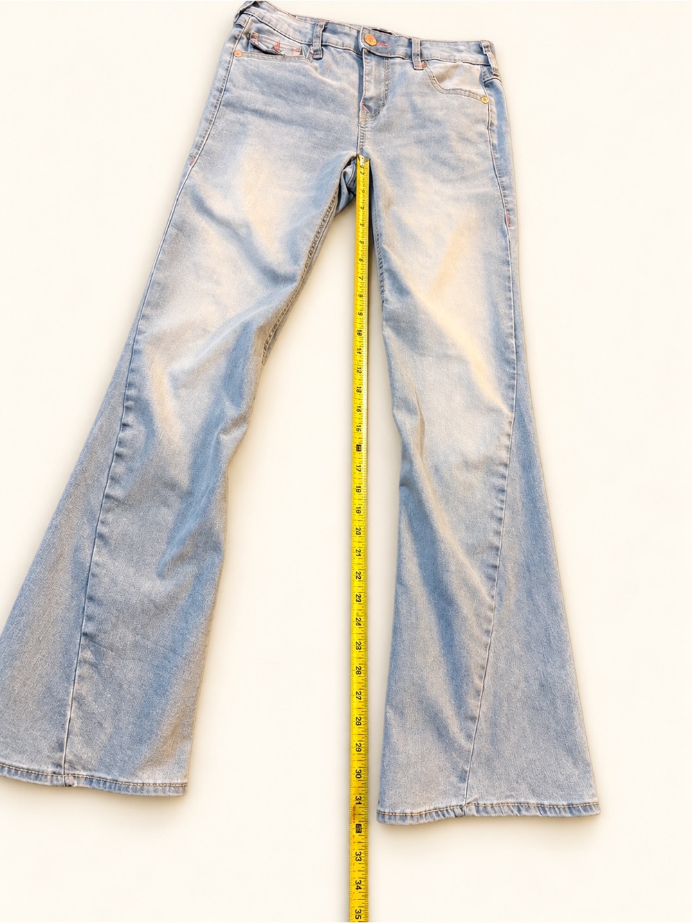 True Religion Joey Mid Rise Flare Jeans 29 Light Wash Pink Stitching